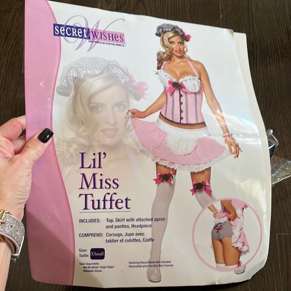 Lil miss tuffet